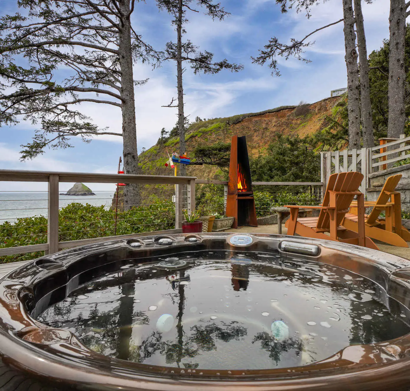 *New Listing* Breathtaking Views of Endless Ocean