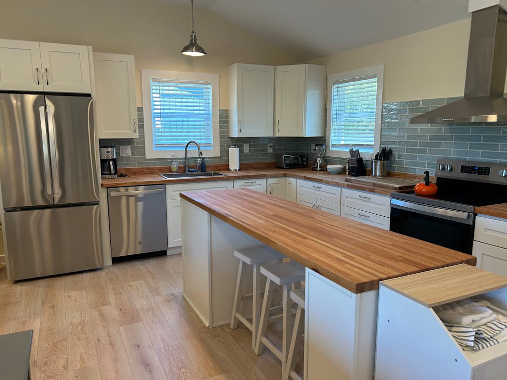 Wren's Nest: Soundside, Sound Access, Newly Renovated