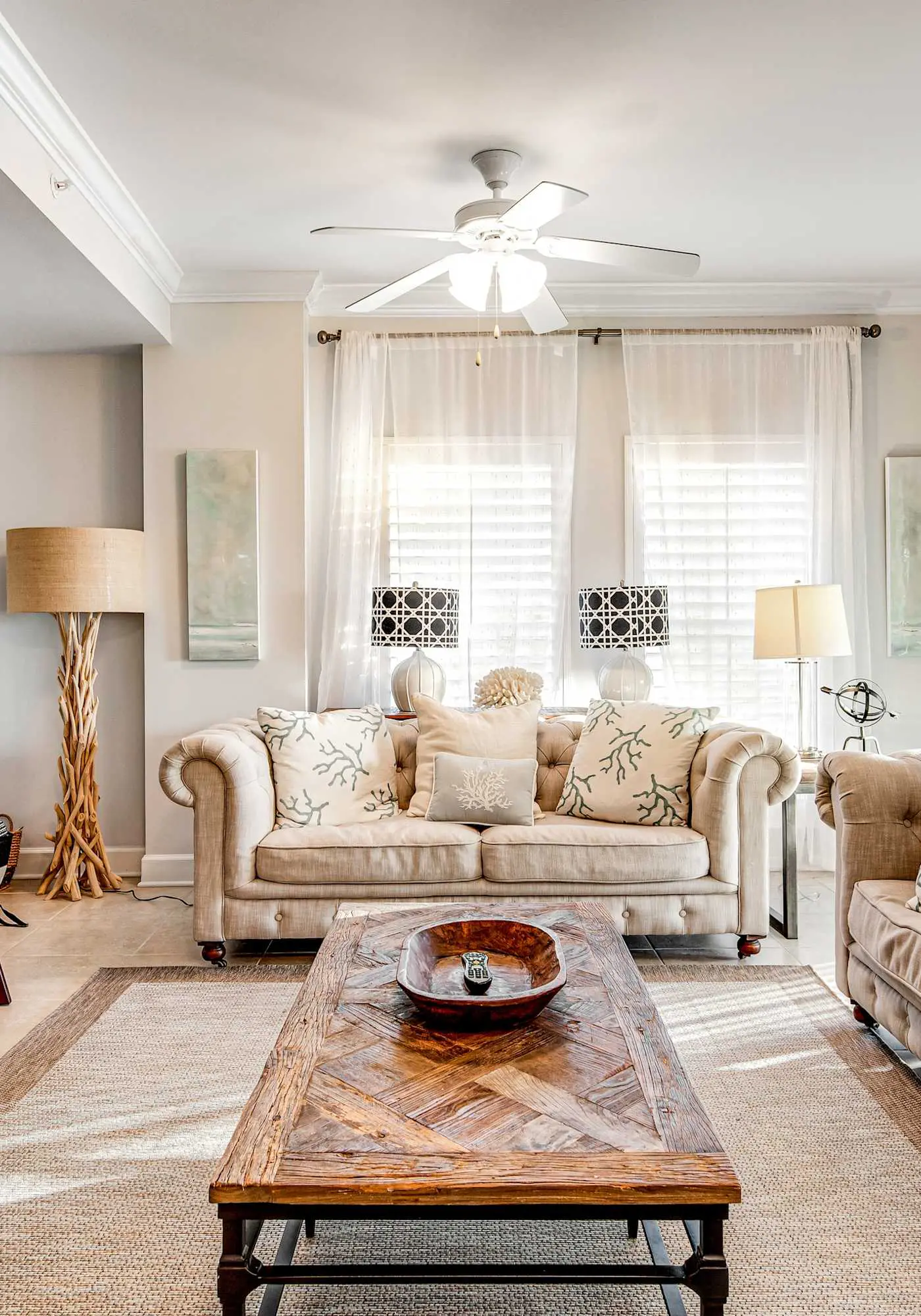 Sunny Condo with Pool and Tennis Court Access
