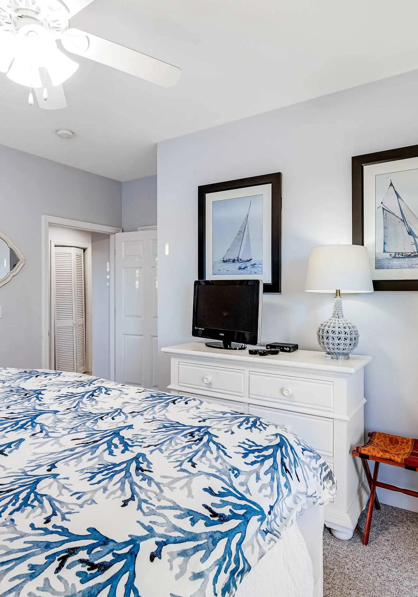 Sunny Condo with Pool and Tennis Court Access