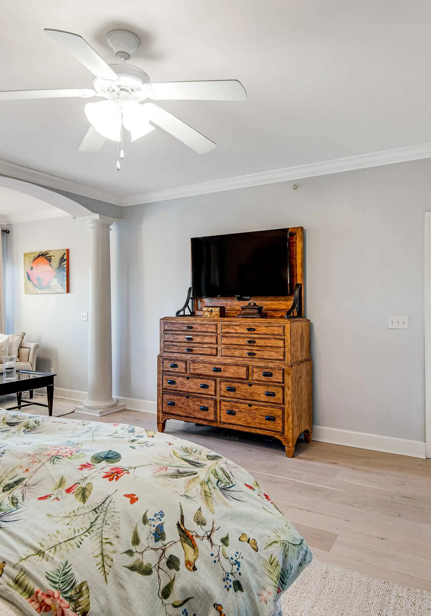 Sunny Condo with Pool and Tennis Court Access