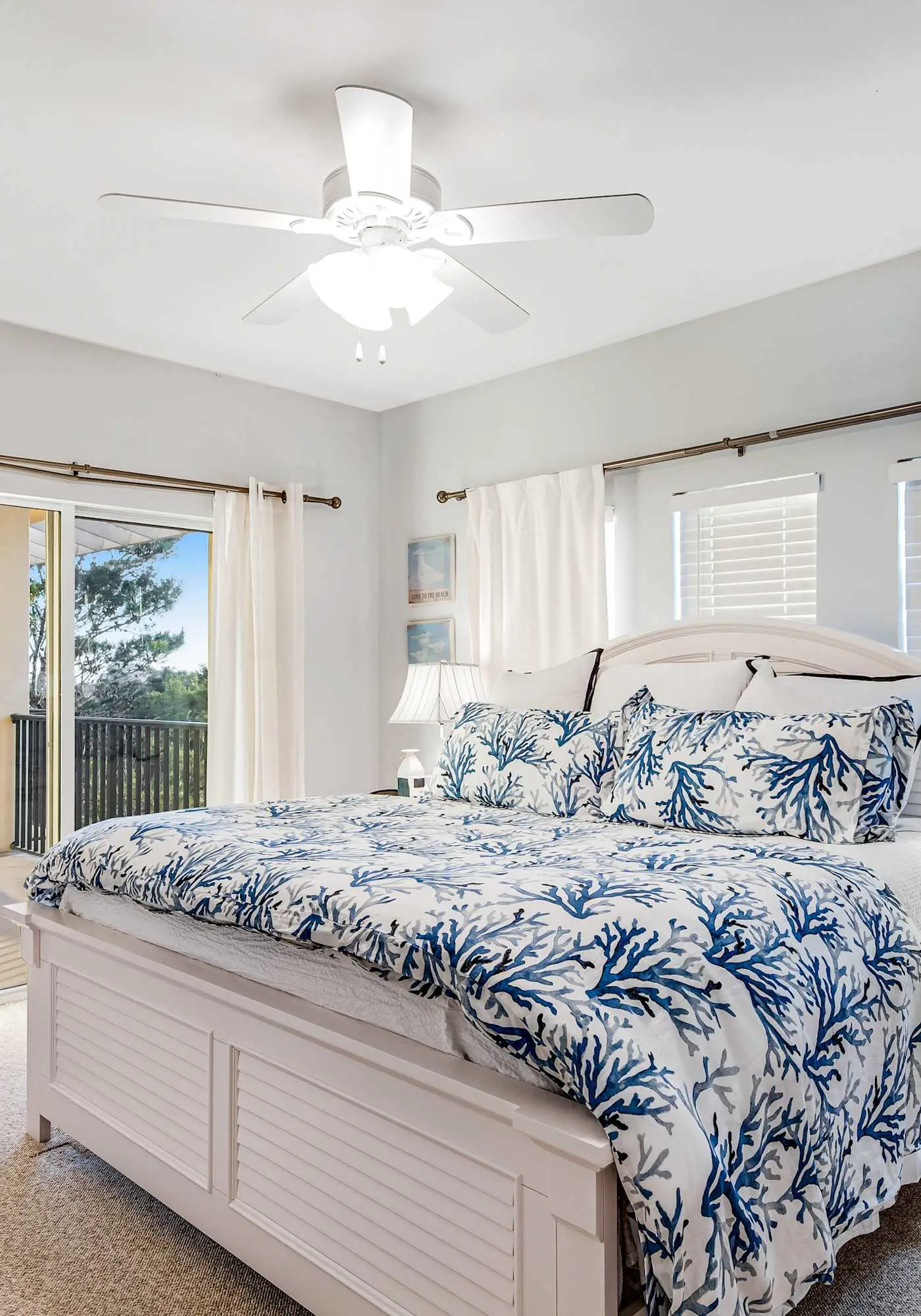 Sunny Condo with Pool and Tennis Court Access