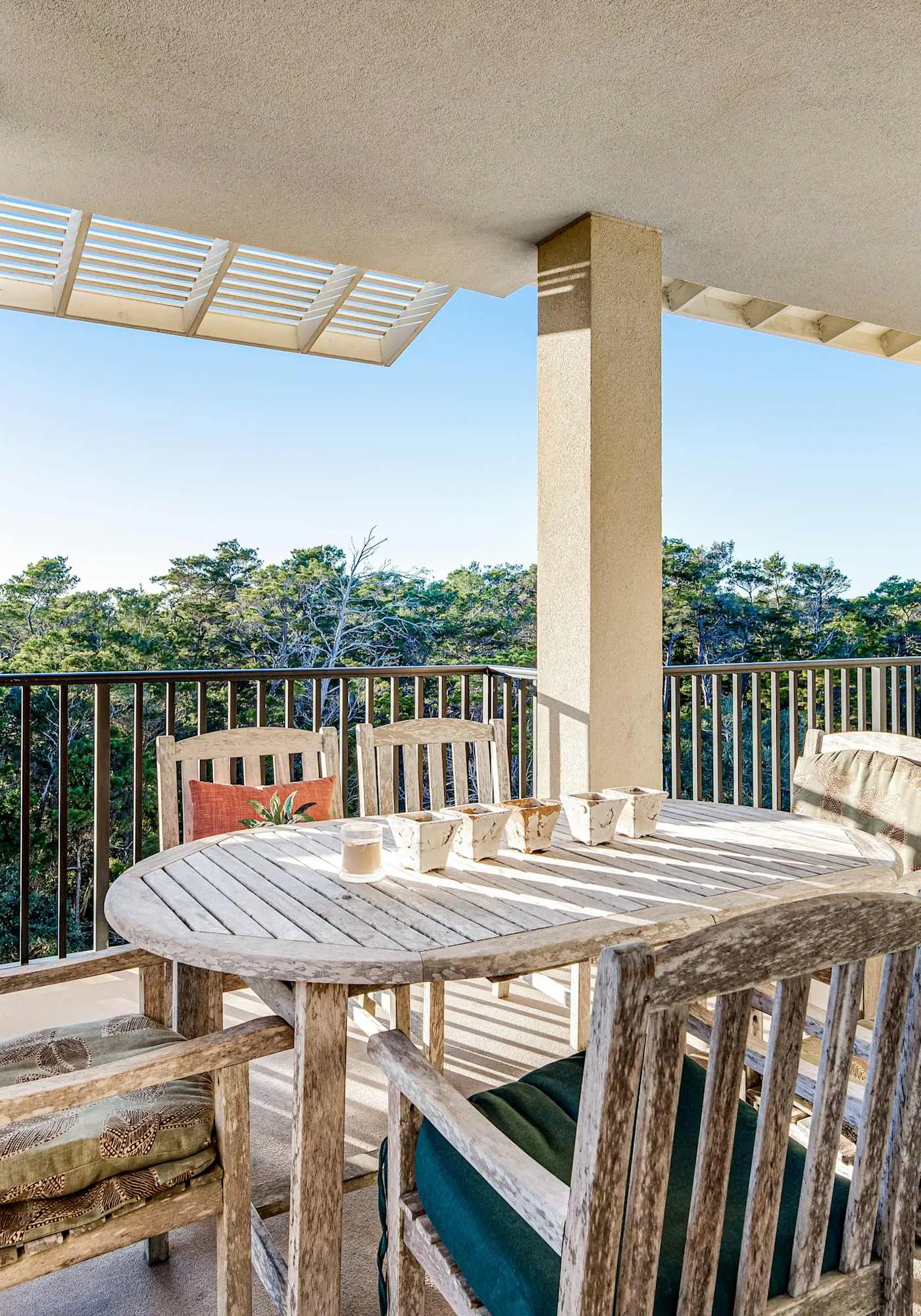 Sunny Condo with Pool and Tennis Court Access