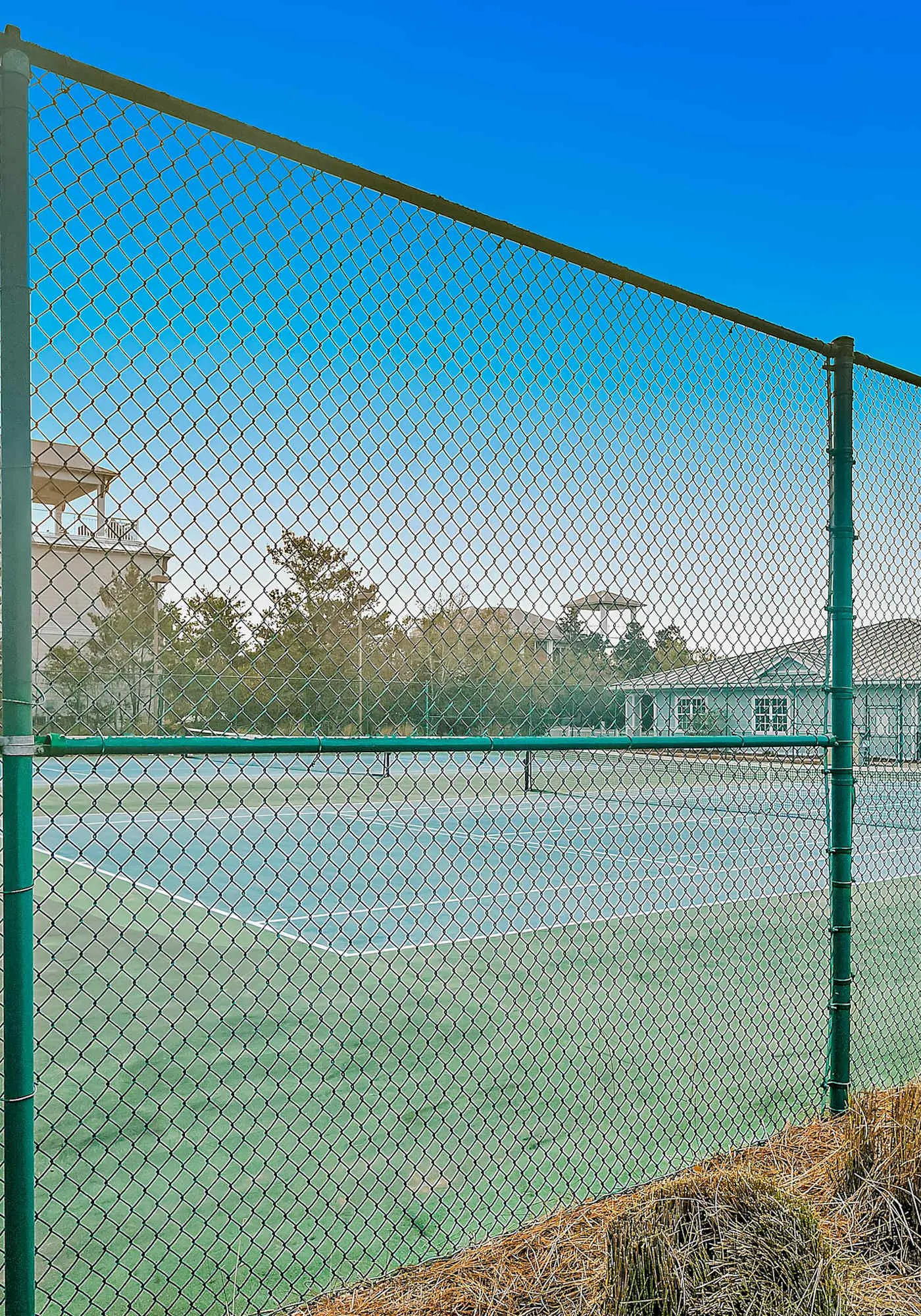 Sunny Condo with Pool and Tennis Court Access