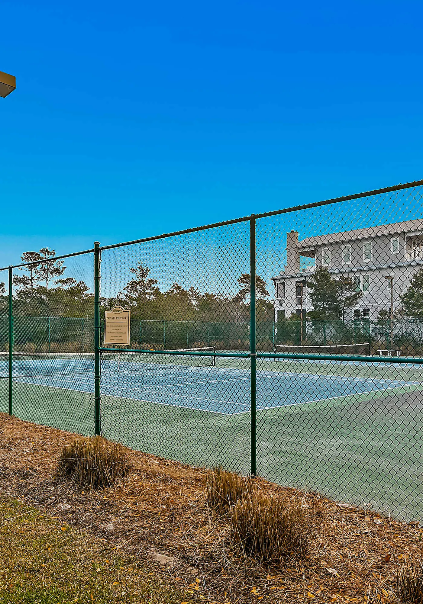 Sunny Condo with Pool and Tennis Court Access