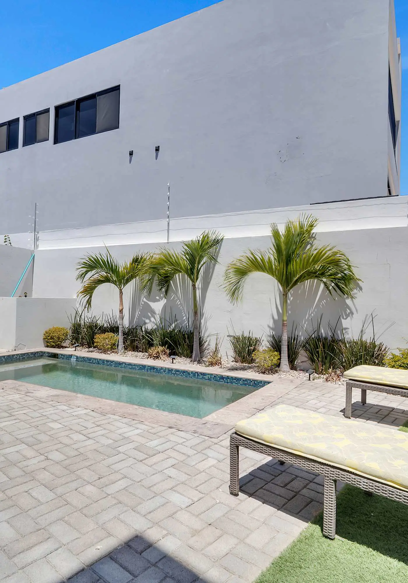 Stunning & Beautiful House with Private Pool