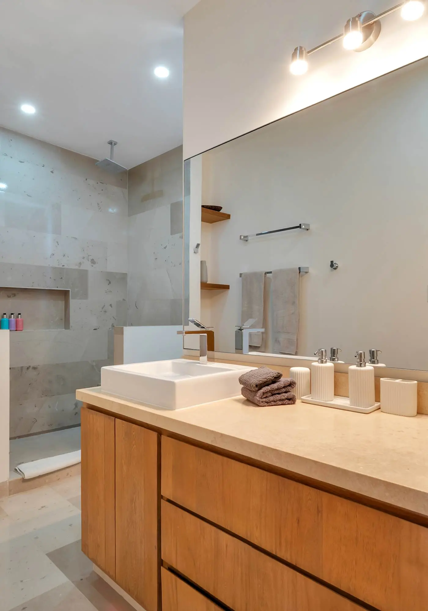 Stunning & Beautiful House with Private Pool