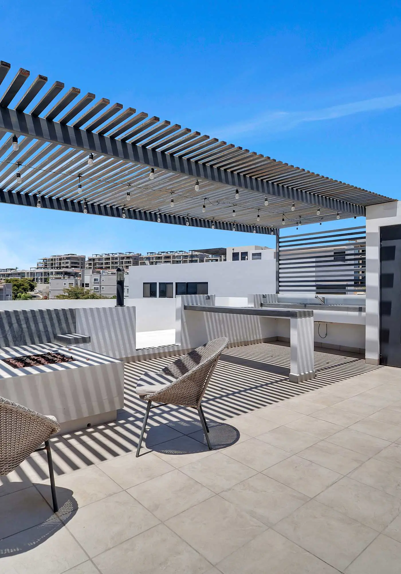 Stunning & Beautiful House with Private Pool