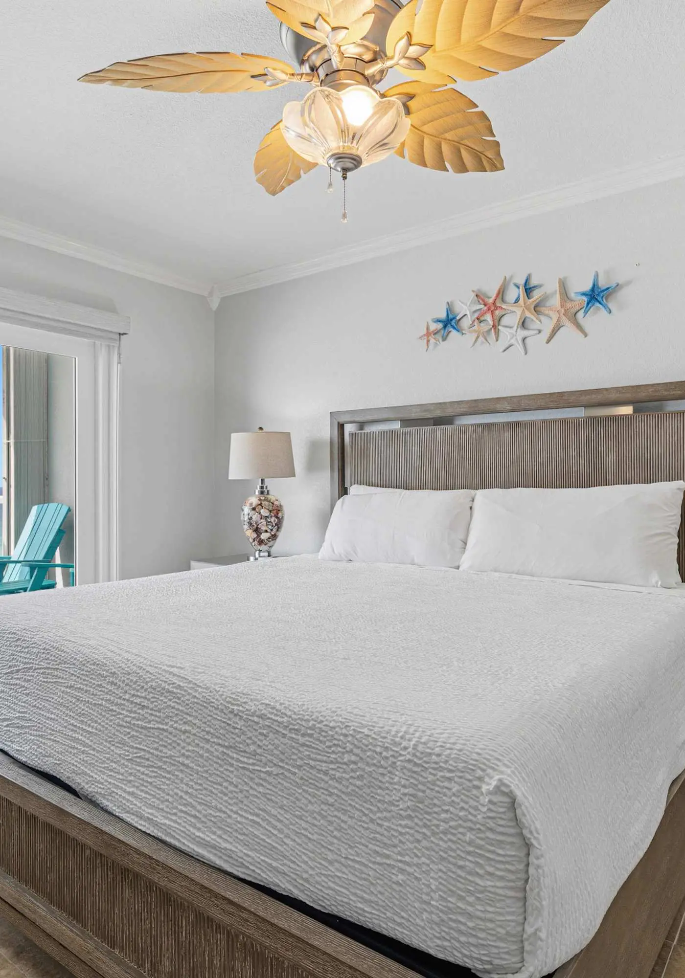 Islander E 7011, Stunning oceanfront condo