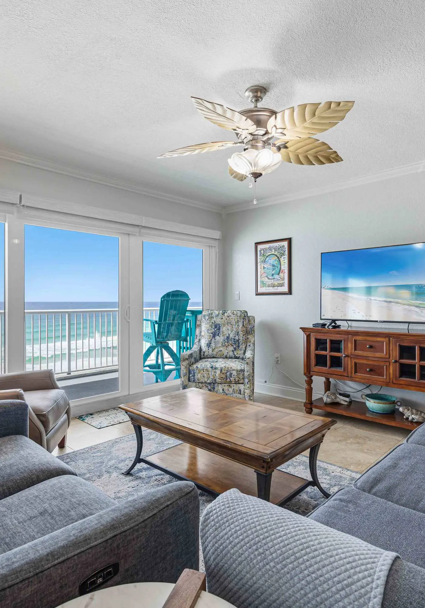 Islander E 7011, Stunning oceanfront condo