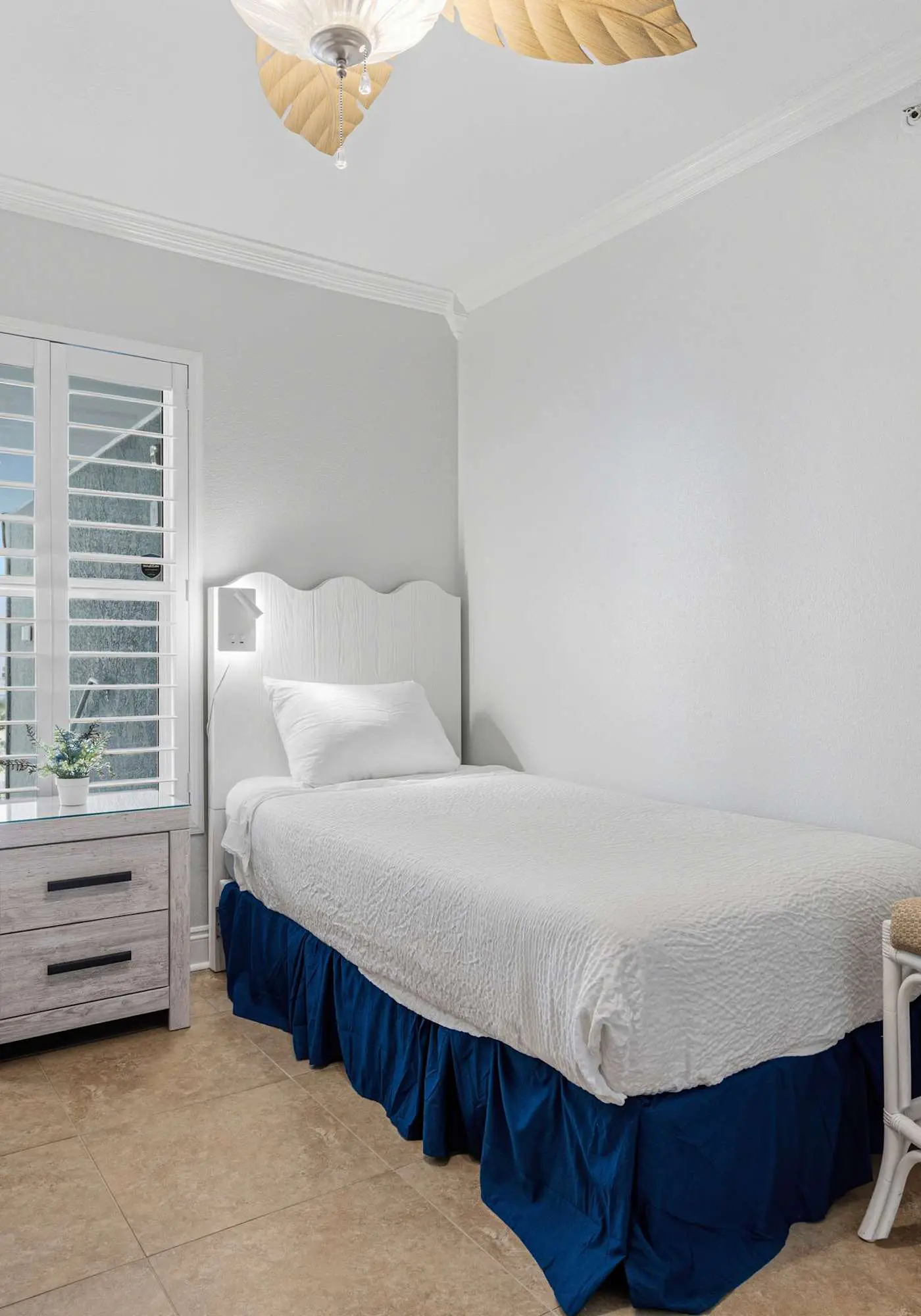 Islander E 7011, Stunning oceanfront condo