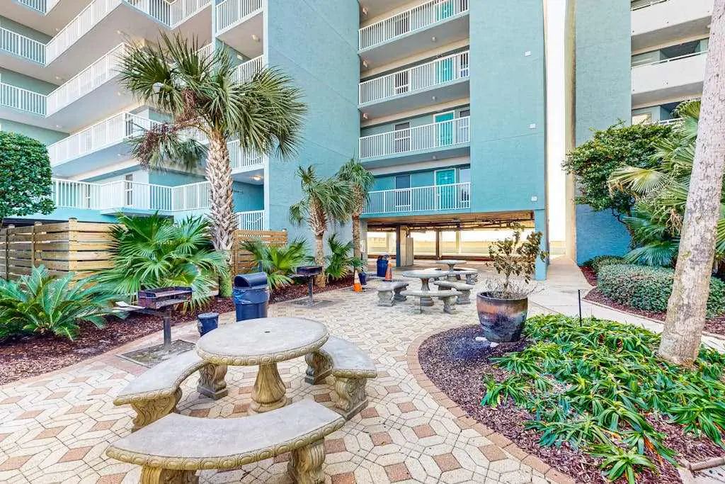 Islander E 7011, Stunning oceanfront condo