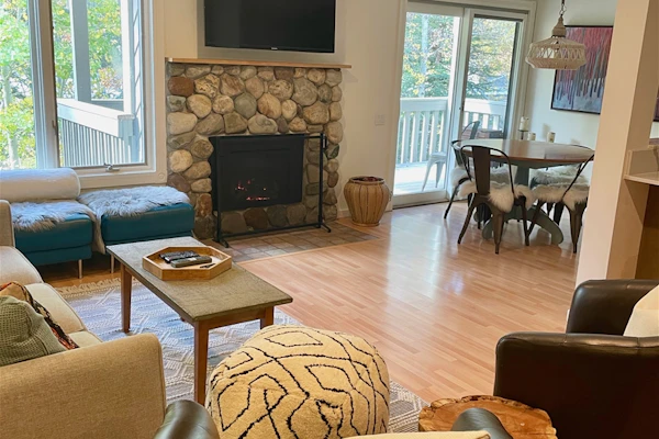 SV121 - Walk to Lifts & Town - Hot Tub & Pool