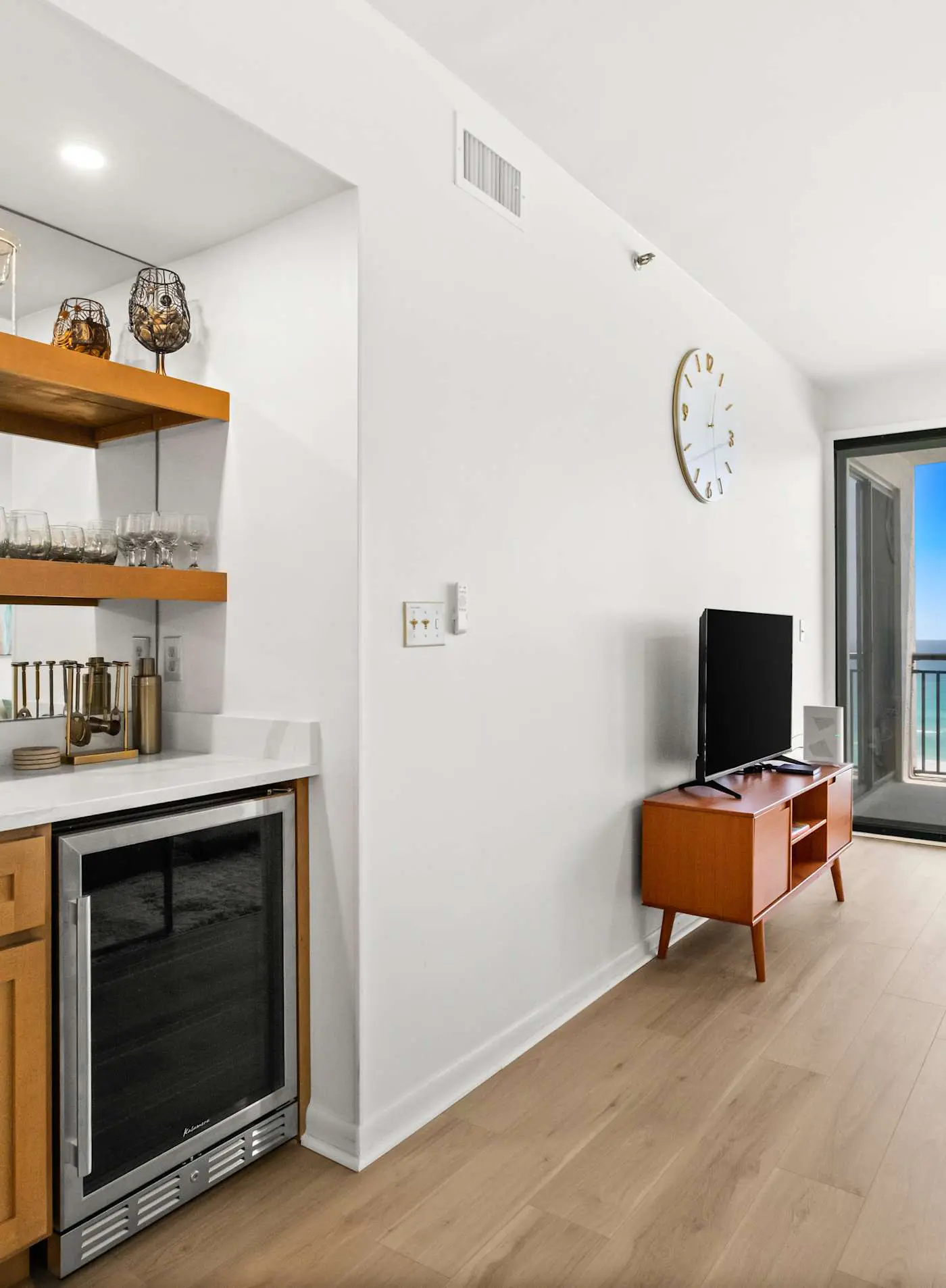 Fully remodeled ocean front condo with views, pool