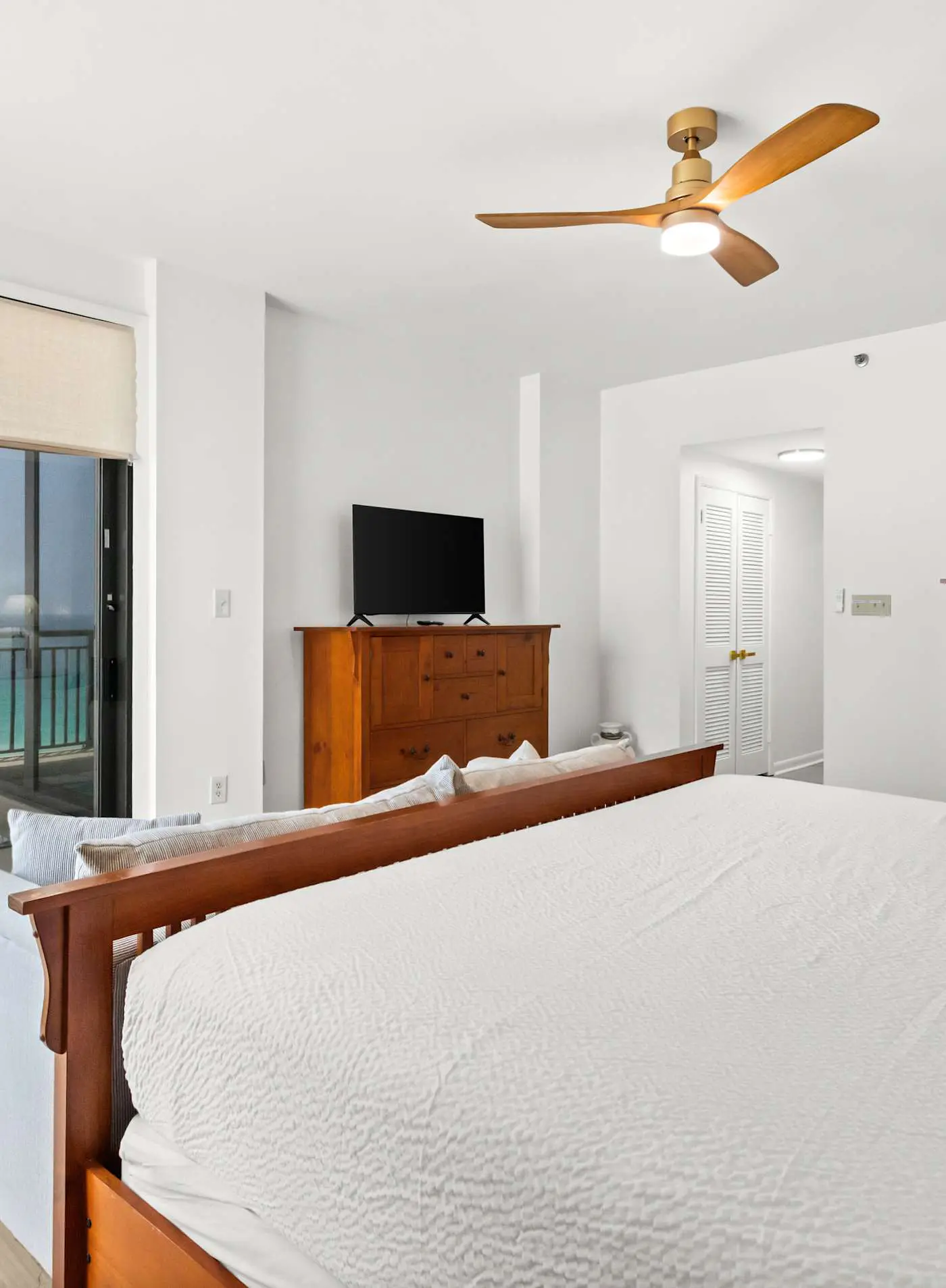 Fully remodeled ocean front condo with views, pool