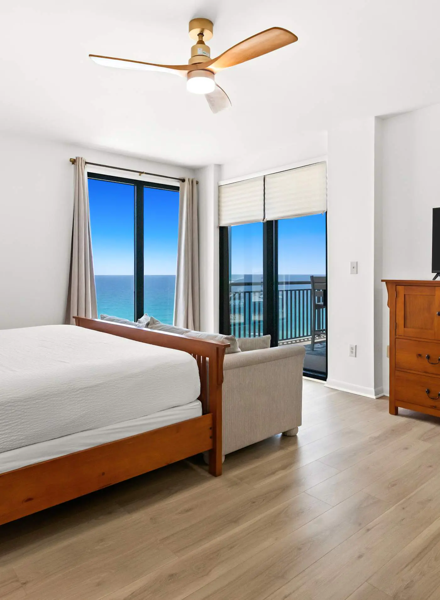 Fully remodeled ocean front condo with views, pool