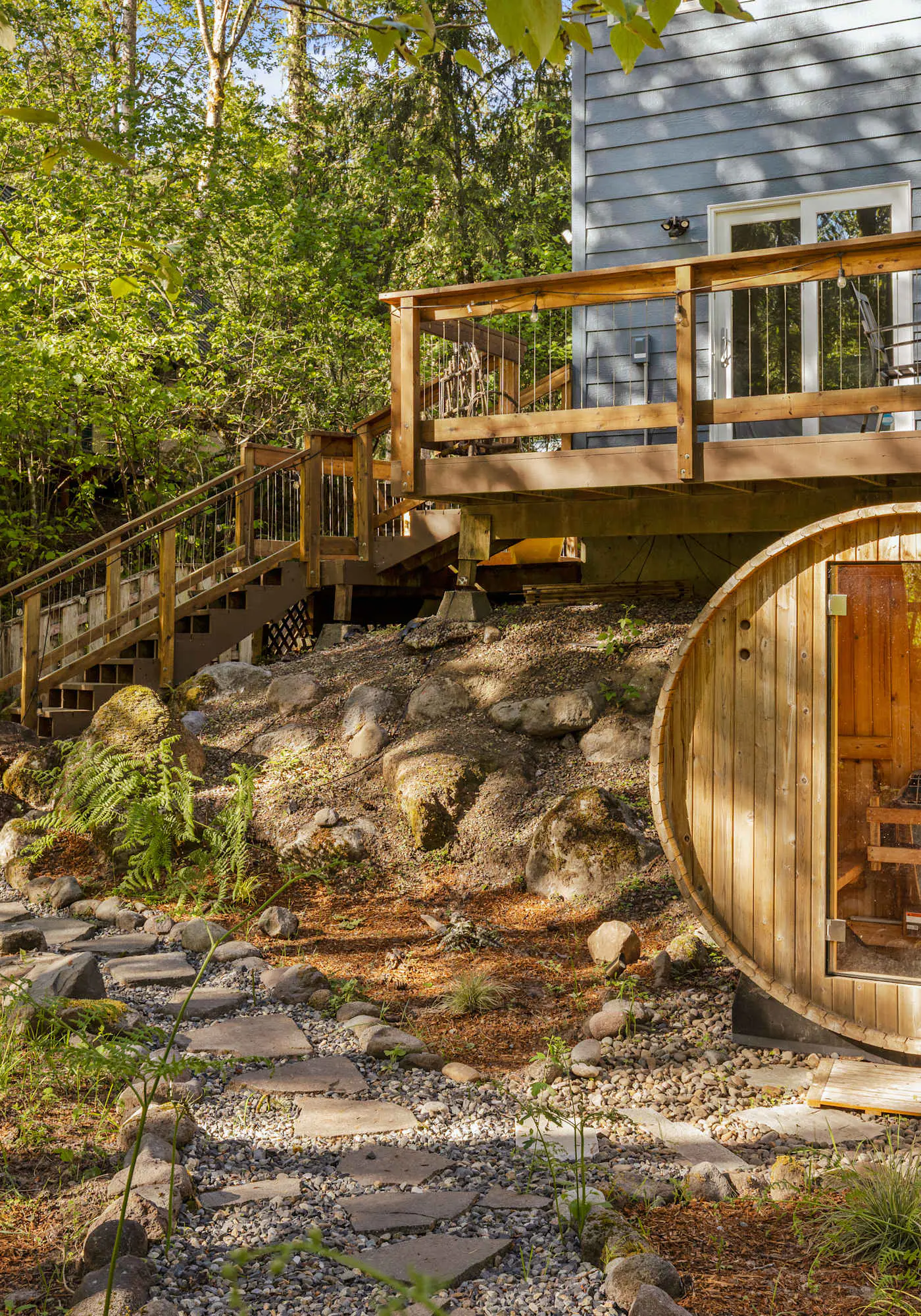 Riverfront retreat with panoramic river and forest views