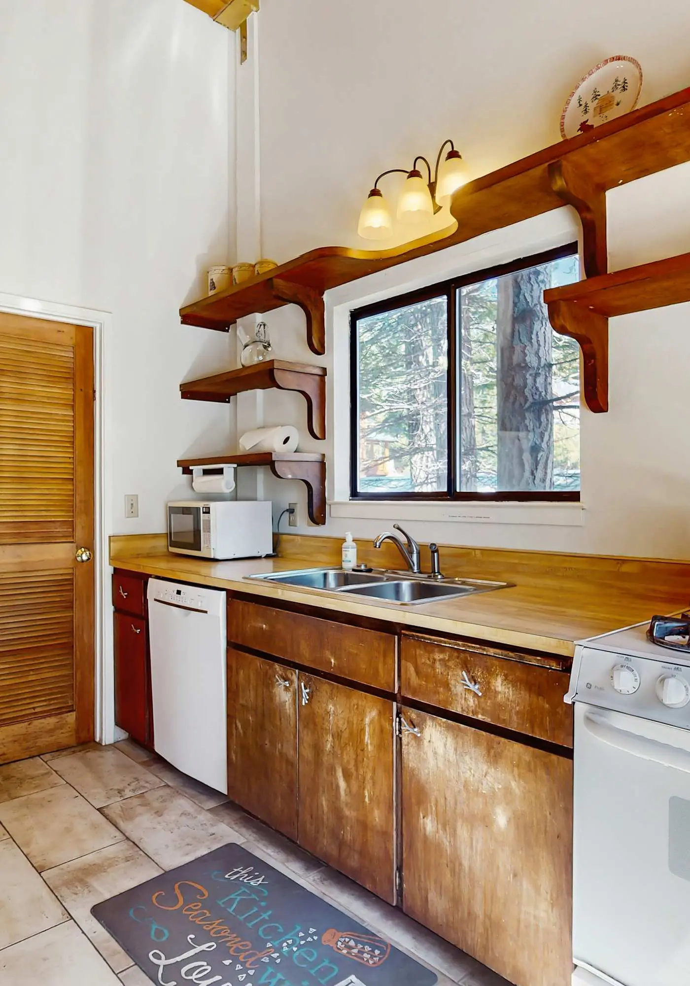 Hilltop Tahoe Retreat