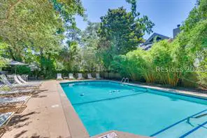 Renovated One-Level Walk to Beach 1 BR Condo