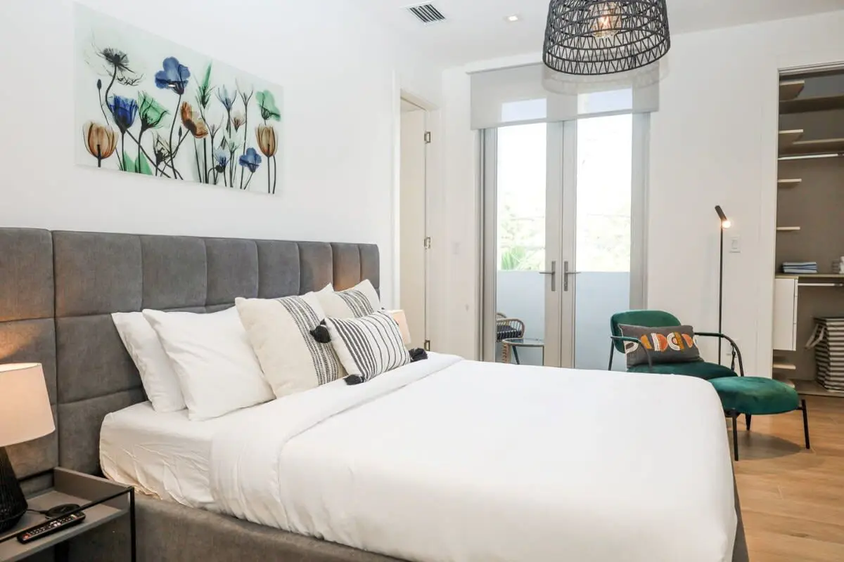 Modernista 2,  Townhome with Pool by Coconut Grove