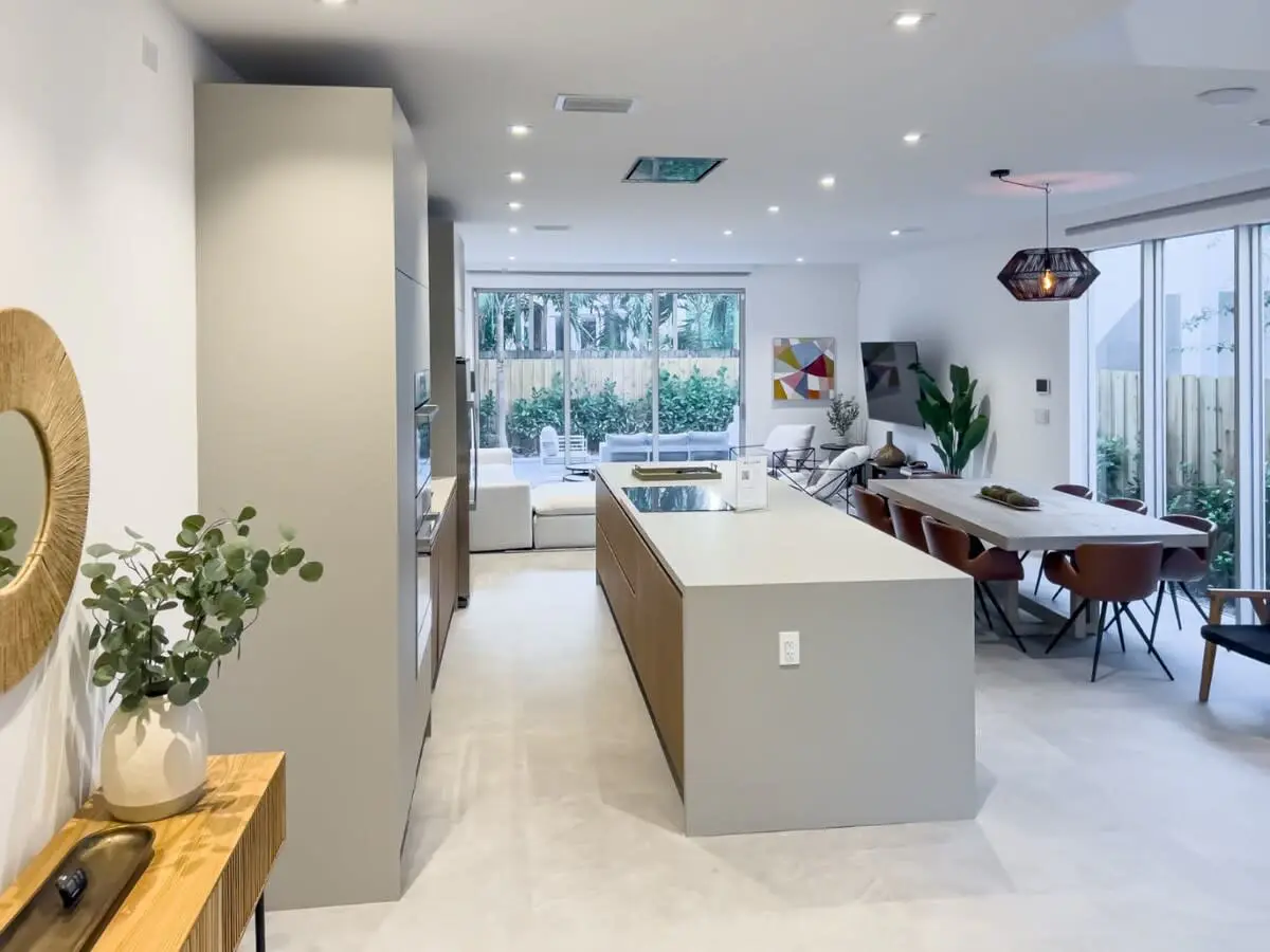 Modernista 2,  Townhome with Pool by Coconut Grove