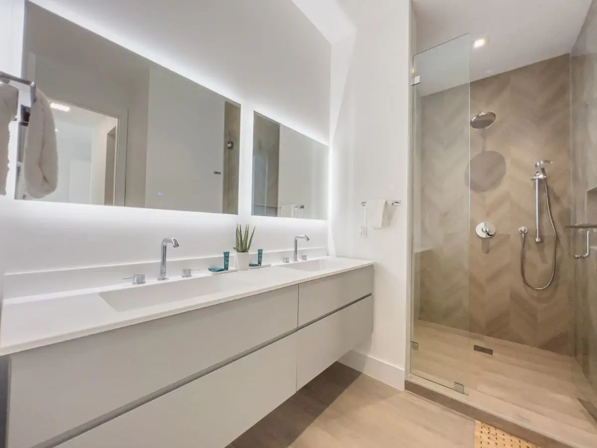 Modernista 2,  Townhome with Pool by Coconut Grove