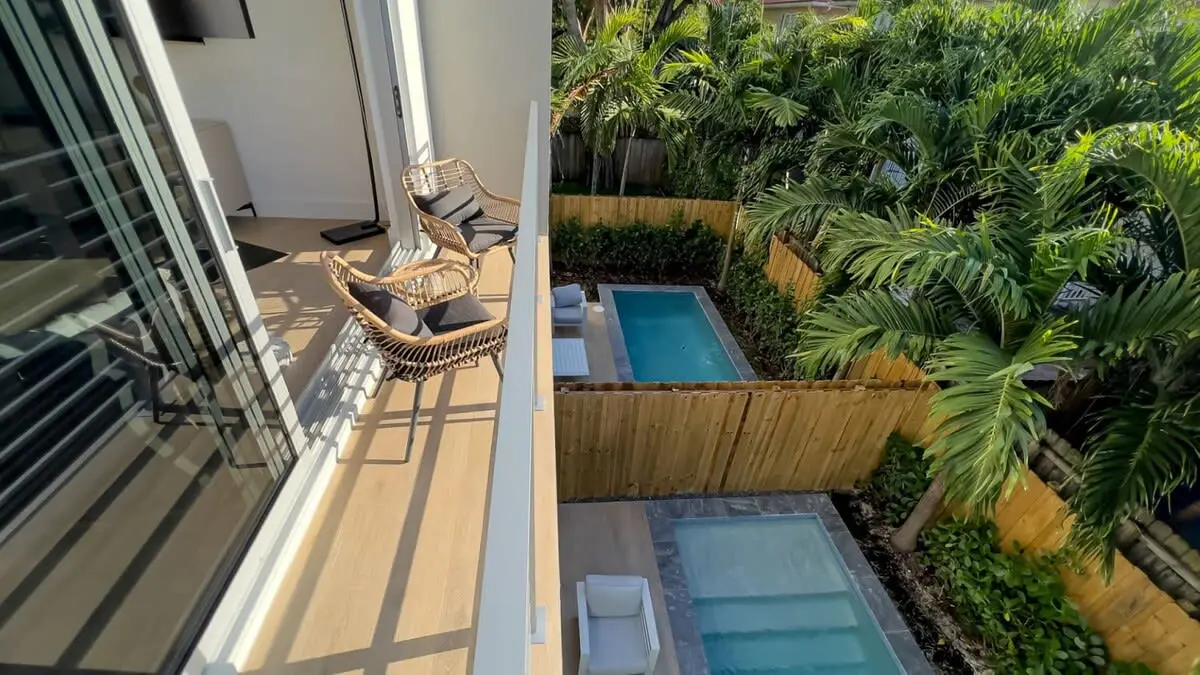 Modernista 2,  Townhome with Pool by Coconut Grove