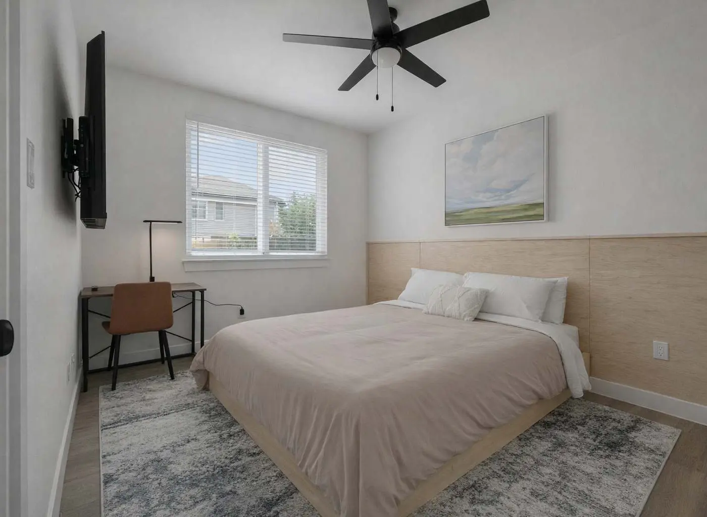 Bishop Arts 6BR townhouse, sleeps 12, close to DT