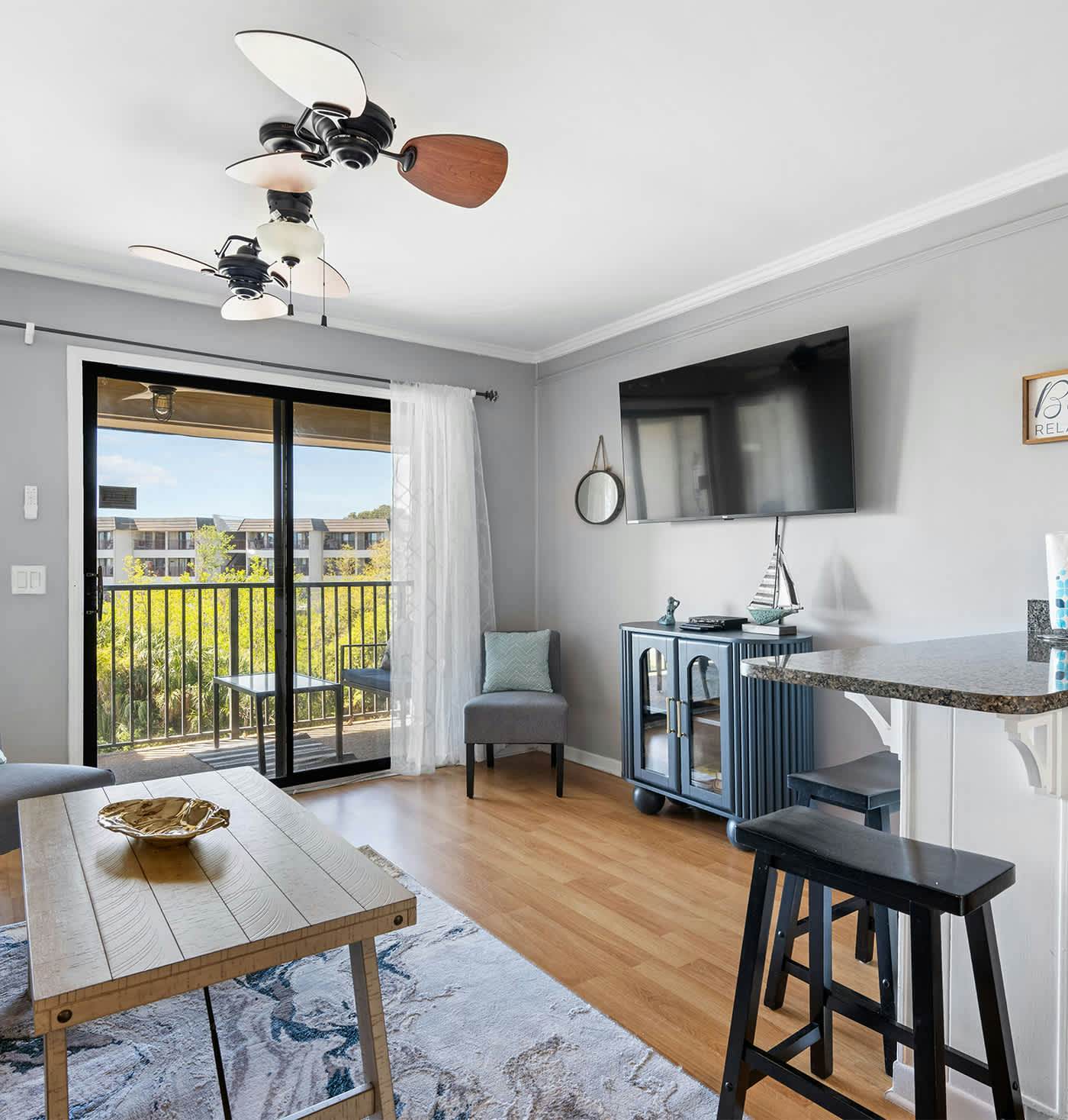 New Listing - Spring Discounts - Beach View Condo
