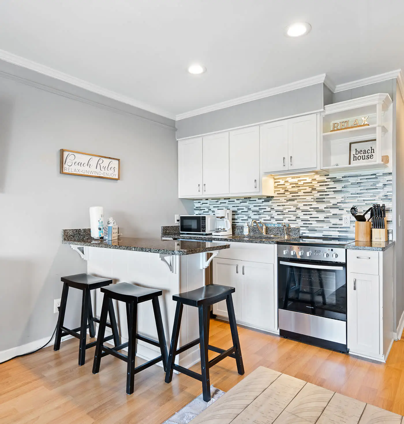 New Listing - Spring Discounts - Beach View Condo