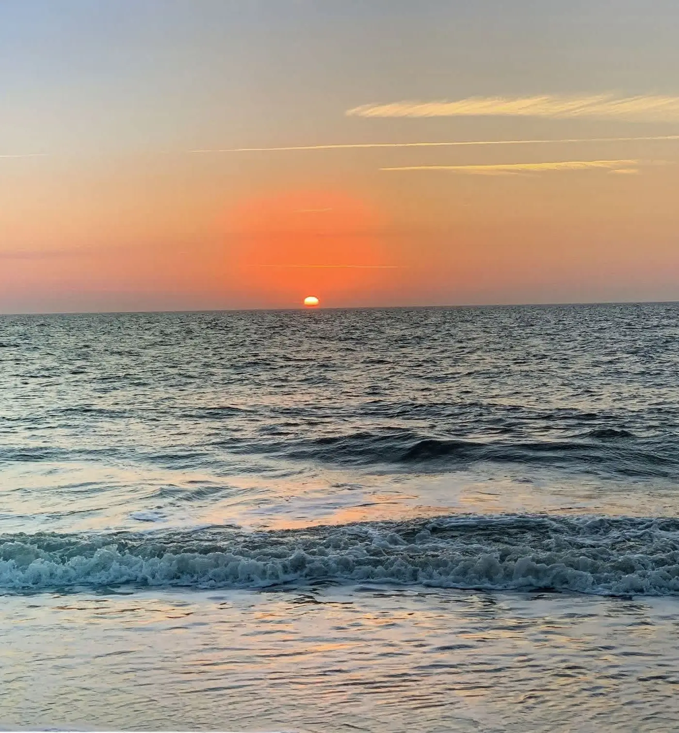 New Listing - Spring Discounts - Beach View Condo