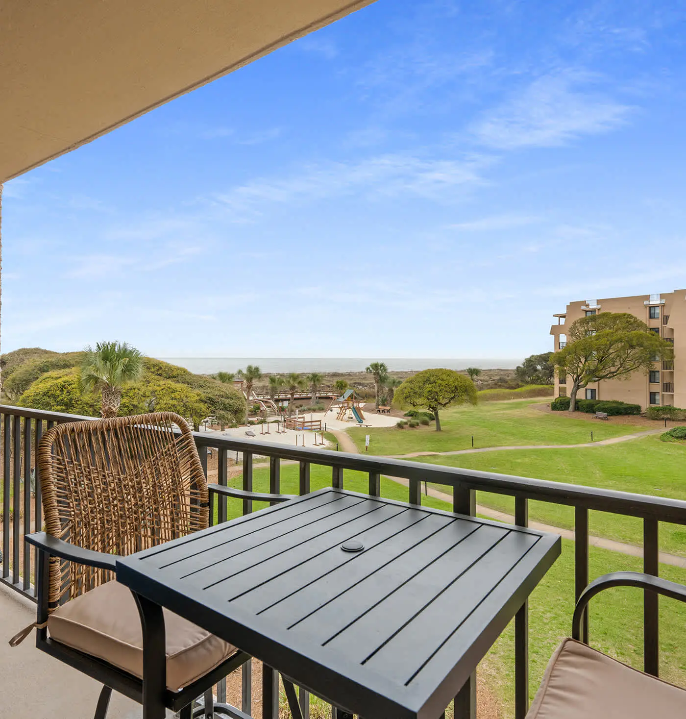 Stunning Oceanfront Villa - 3rd Floor Views and Renovated 2026