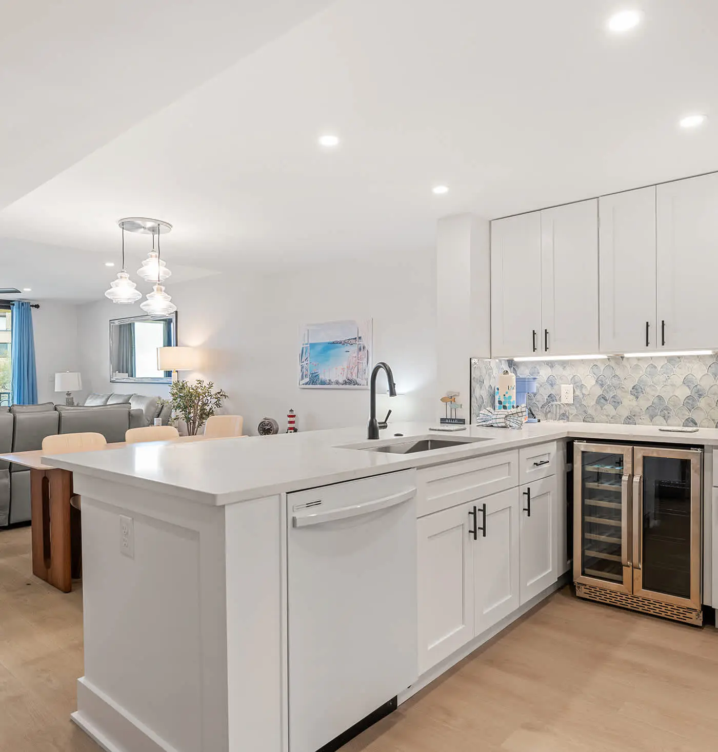 Stunning Oceanfront Villa - 3rd Floor Views and Renovated 2026