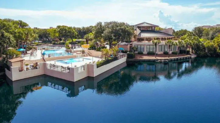 Stunning Oceanfront Villa - 3rd Floor Views and Renovated 2026