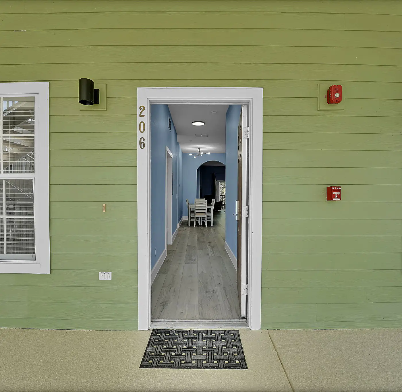 Exclusive hot tub condo, 10 min to Disney