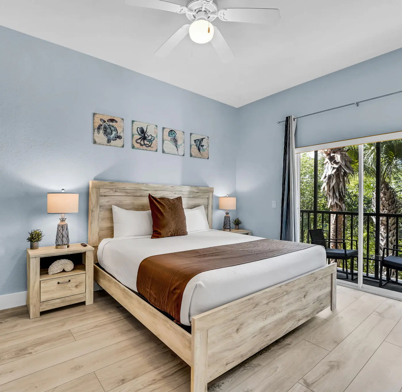 Exclusive hot tub condo, 10 min to Disney