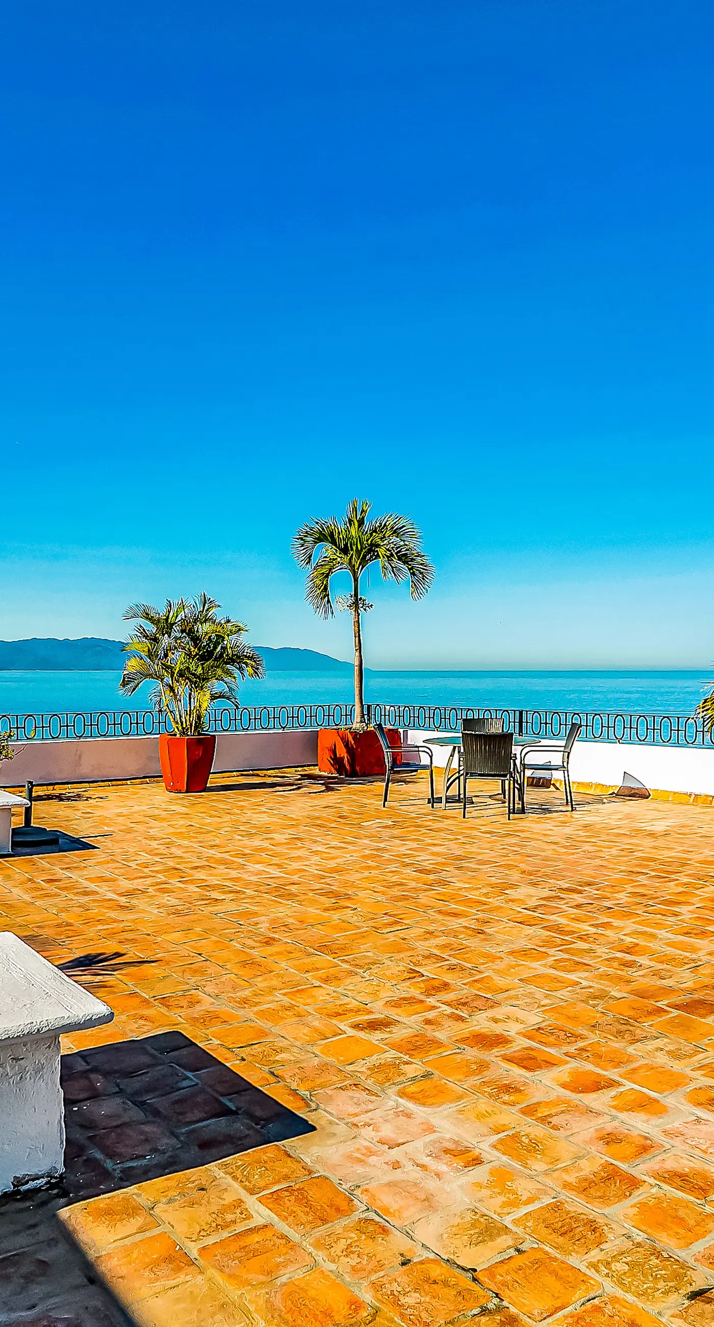 Malecon Beach Side,  Downtown #203