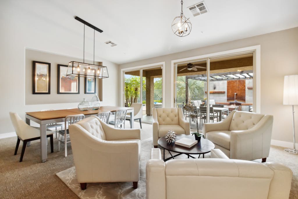 Sonoran Desert Retreat Modern 4 BR Home/ PVT Pool/ Jacuzzi/ Scottsdale