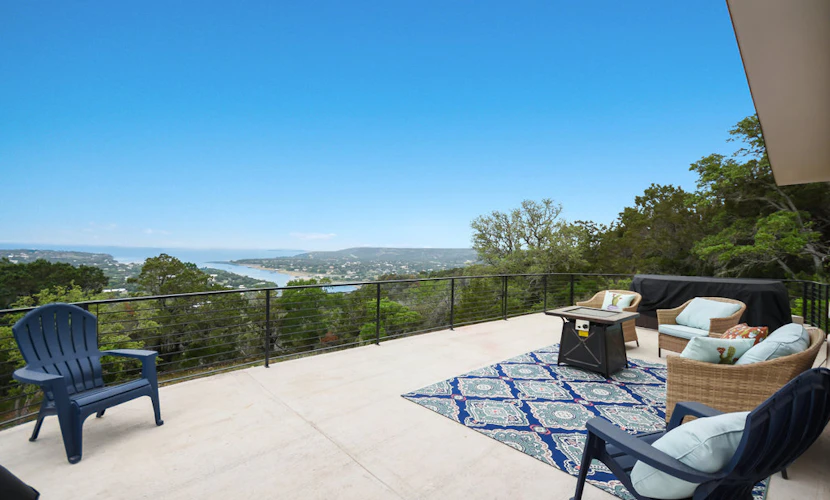 Eagles Nest View of Lake Buchanan - 2BR w Hot Tub & Gorgeous Views