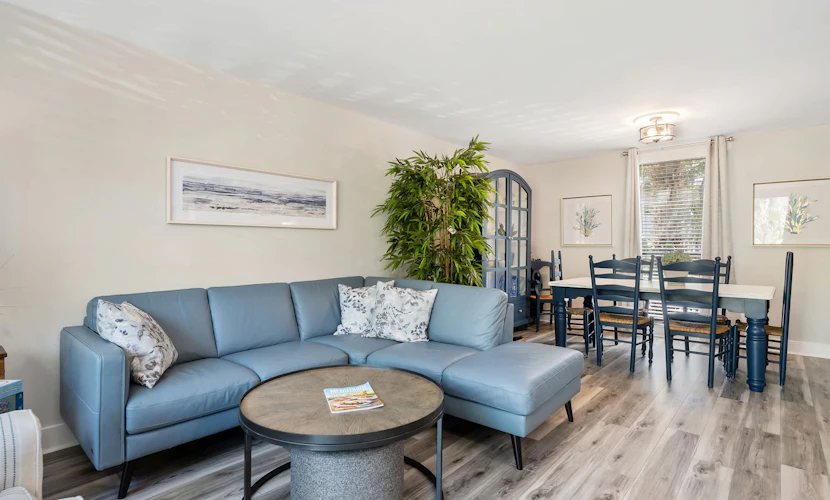 Coastal Beach Seascape Villa Closest to Beach with Pools