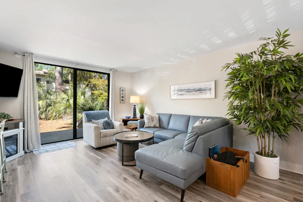 Coastal Beach Seascape Villa Closest to Beach with Pools