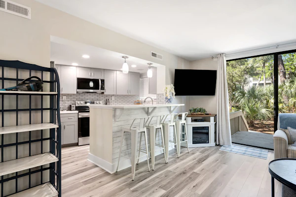 Coastal Beach Seascape Villa Closest to Beach with Pools