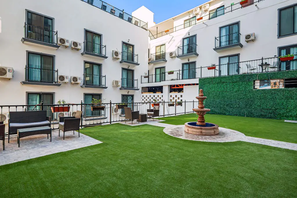 Morgan Residences 603 @ Boutique Hotel with pool, gym & spa