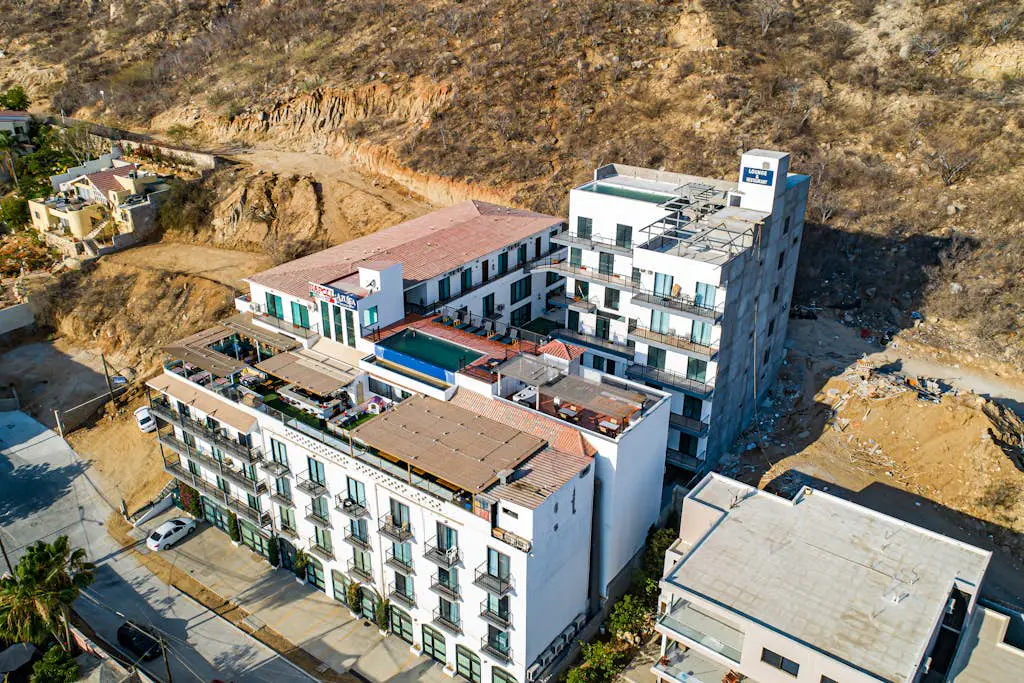 Morgan Residences 603 @ Boutique Hotel with pool, gym & spa