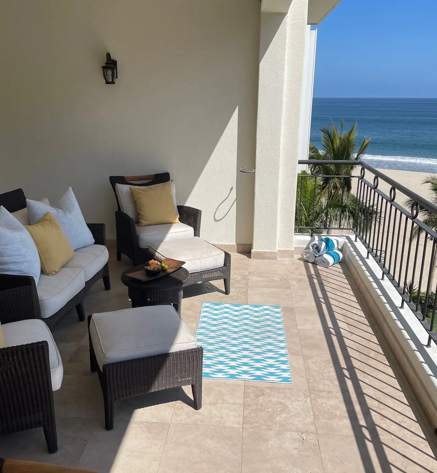 Tortuga Bay TBB 2502