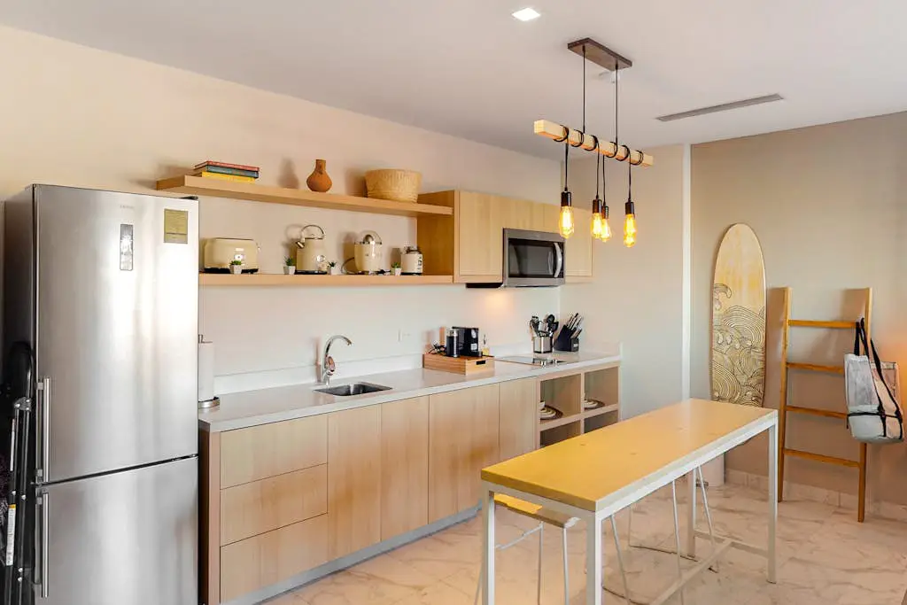 Cozy downtown Studio with Rooftop Pool & Arch/Ocean Views