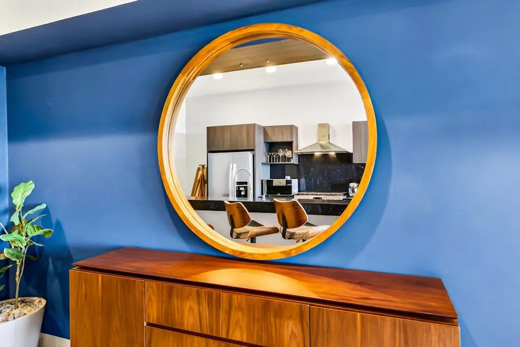 Modern apartment with. ocean view, pool, patio, tennis, & gym