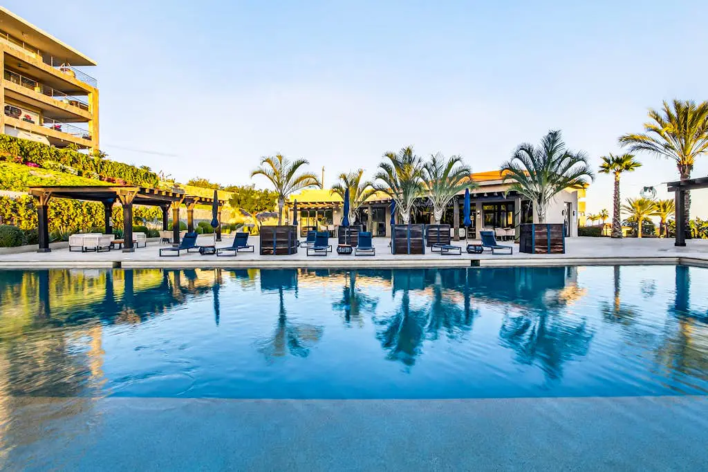 Modern apartment with. ocean view, pool, patio, tennis, & gym