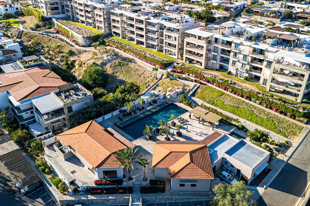 Modern apartment with. ocean view, pool, patio, tennis, & gym