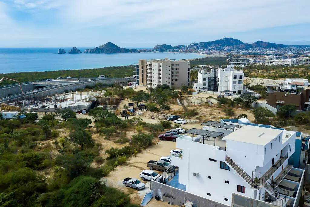 Ocean view condo with scenic balcony, well-equipped kitchen, internet, & W/D